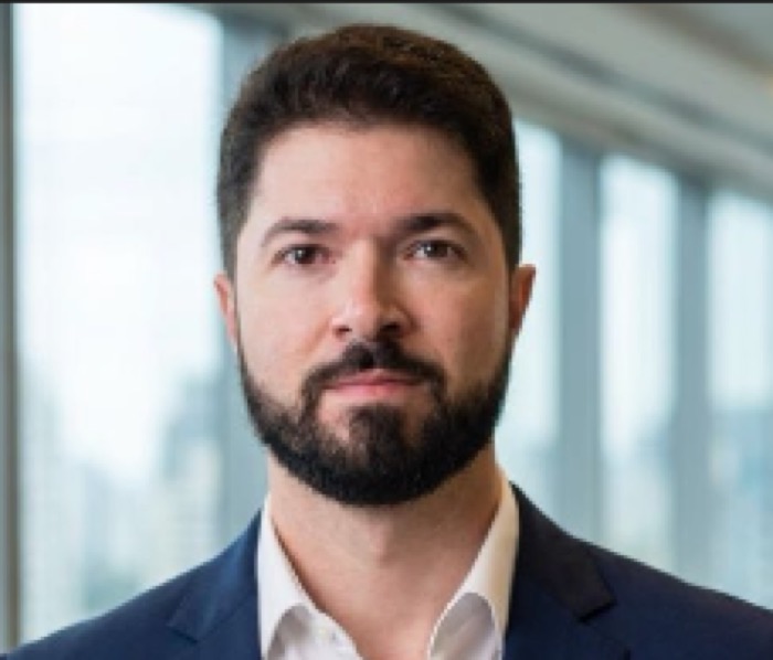 Carlos Eduardo Pereira
